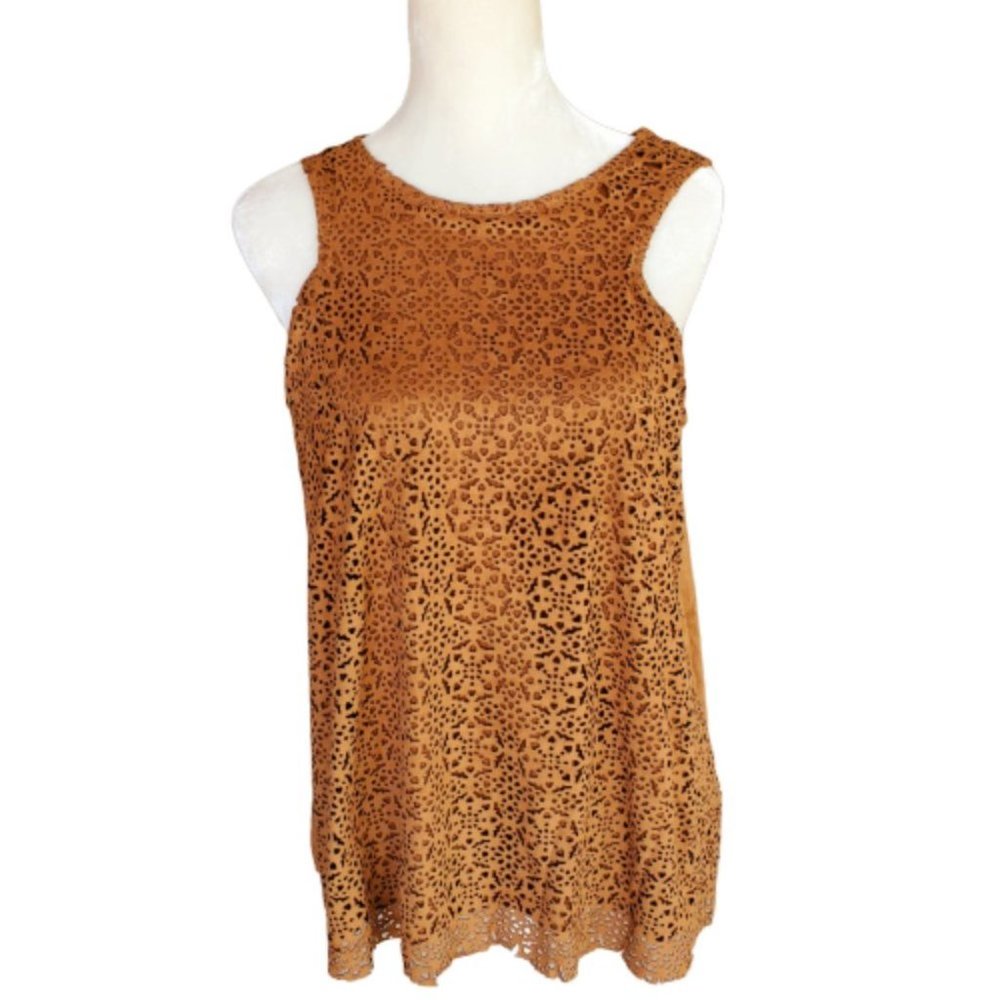 NWT Maurices Laser Cut Western Floral Suede Sleeveless Lined Pullover Top L